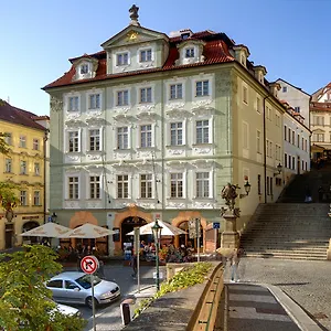 Golden Star **** Praga