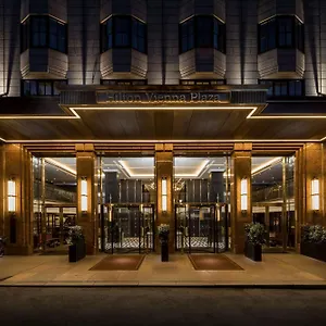 hilton-plaza.vienna-besthotels.com/