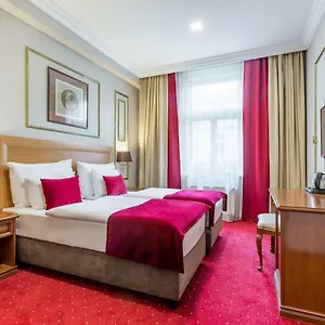 Hotel Myo Caruso